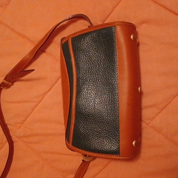 Dooney&Bourke vintage crossbody - Picture 5 of 12